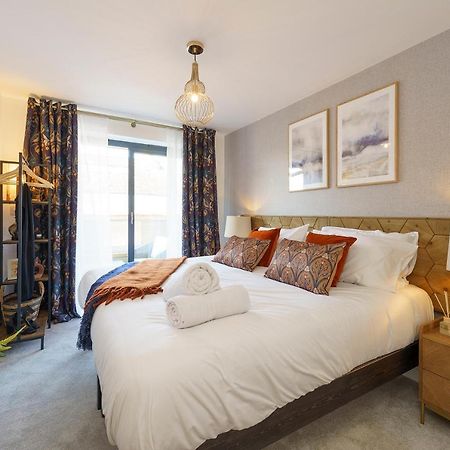 Evergreen - 2 Bed Luxury Apartment By Mint Stays ブリストル エクステリア 写真