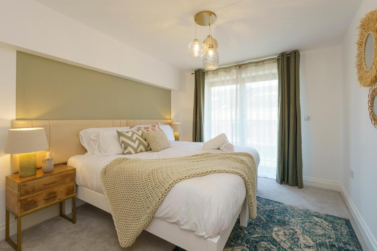 Evergreen - 2 Bed Luxury Apartment By Mint Stays ブリストル エクステリア 写真